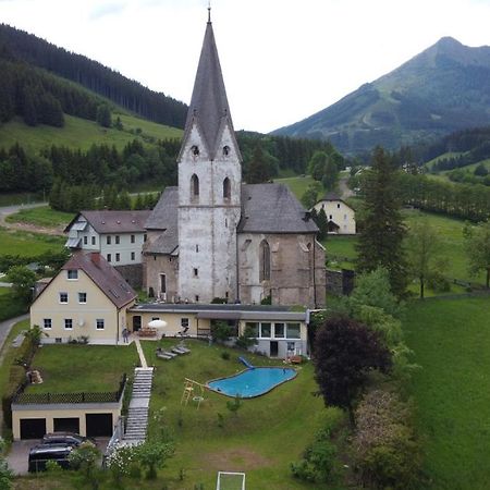 Vordernberg Pool, Pokale, Sauna, Billard, Kirche U. Viel Natur מראה חיצוני תמונה